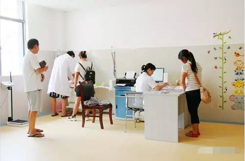 51漫画网官网免费仪品牌设备走进景谷县妇幼保健院经过准备和调试正式使用